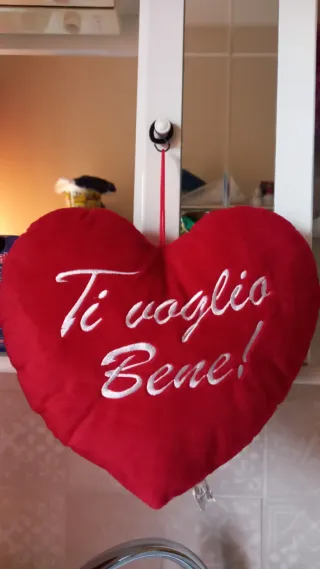 Cuscino a forma di cuore Ti voglio bene