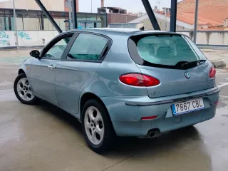 Alfa Romeo 147 2003