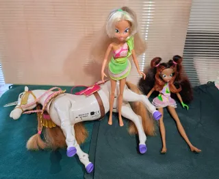 Winx Club doll e unicorno