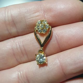 Lote 10 pendientes sin pareja