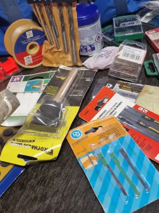 Herramientas de construcción y bricolaje