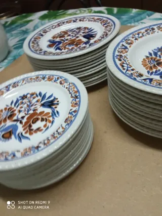 Set 36 Piatti Ceramica Grezza Decorati