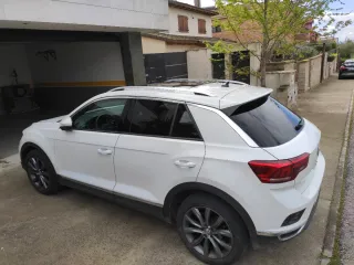 Volkswagen T-Roc 2019