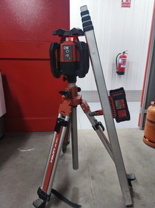 láser rotativo HILTI con trípode PA 921 y receptor