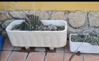 Sofá de piel marrón