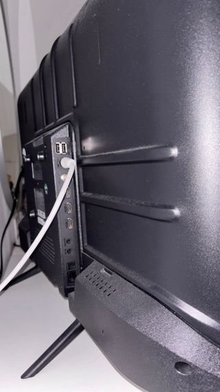 Televisión Cecotec 32 LED HD (para arreglar)