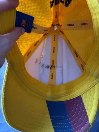 Gorra FC Barcelona niño amarilla