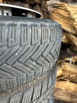 LLANTAS Y GOMAS GRUPO VAG