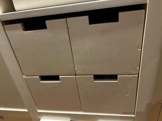 Armario y cajonera madera maciza lacado blanco