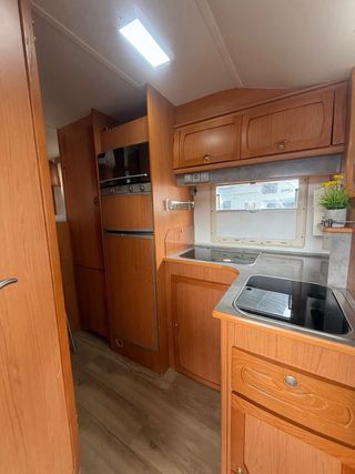 Autocaravana 6 plazas garaje XXL 29.000 km