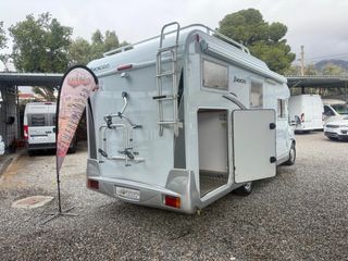 Autocaravana 6 plazas garaje XXL 29.000 km