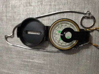 Brújula de orientación