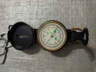 Brújula de orientación