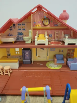 Bluey Casa, Coche, Barbacoa y Parque