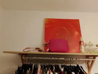 Estantería de madera