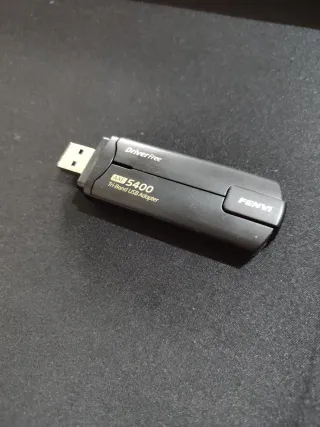 Adaptador WiFi 6 USB AXE5400