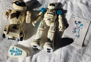 2 Robots Juguete Cady Wike + Control