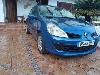 Renault Clio 2005