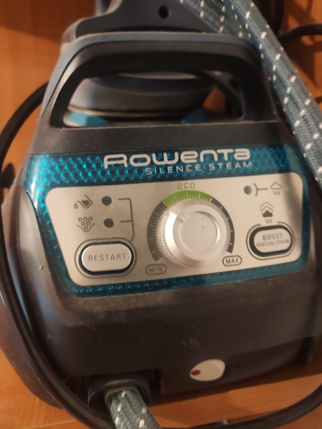 Plancha de Vapor Rowenta Silence Steam