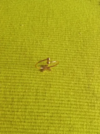 Anillo ajustable dorado mariposa