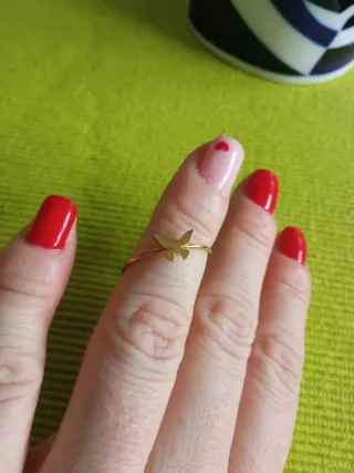 Anillo ajustable dorado mariposa