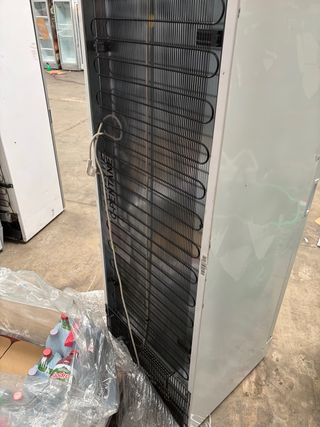 Nevera expositora nueva