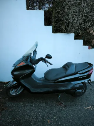 Yamaha Majesty 250 - Maxi Scooter