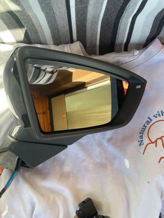 Espejo retrovisor derecho negro
