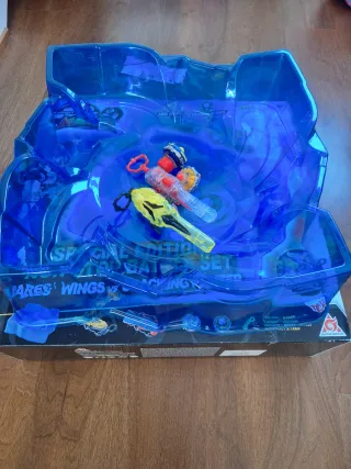 Pista Infinity Nado con 2 peonzas