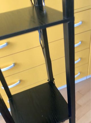 Lampada da terra LED con ripiani