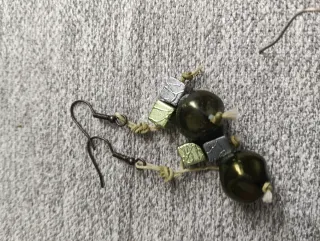 Pendientes bisutería hoja y flor