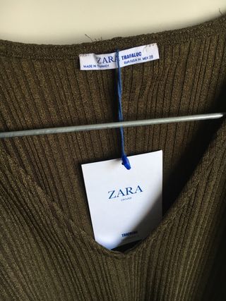 Top Zara Verde Militar Talla M