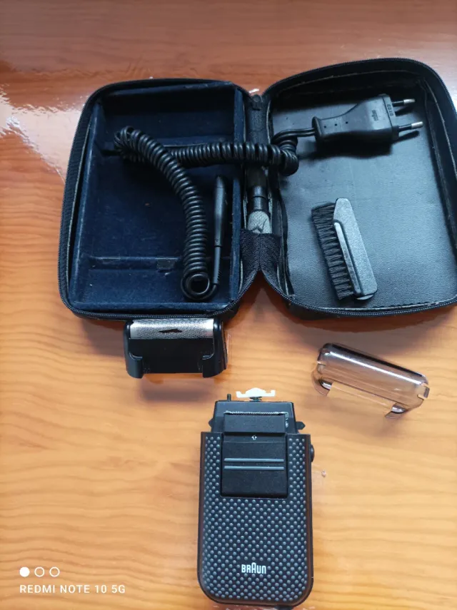 Maquinilla de afeitar Braun negra