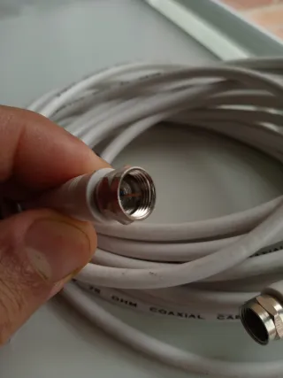 Cable Coaxial TV/Sat 5m con F-plugs blindaje 75 dB