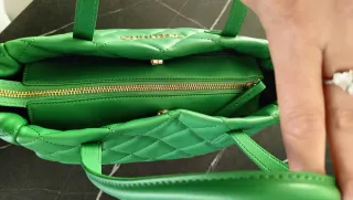 Borsa  Mario Valentino Trapuntata Verde