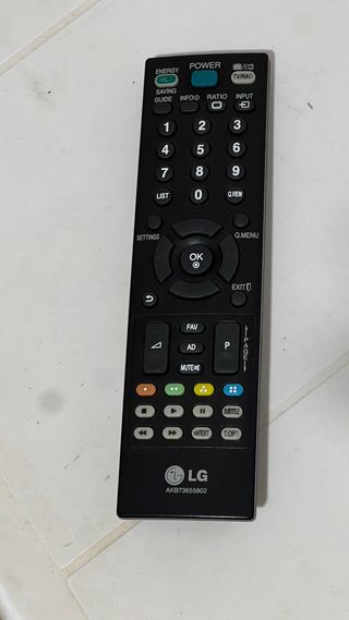 Televisor LG 32” Full HD