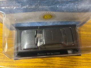 Peugeot 505 Sri 1992 coche a escala 1/43