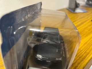 Peugeot 505 Sri 1992 coche a escala 1/43