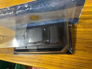 Peugeot 505 Sri 1992 coche a escala 1/43