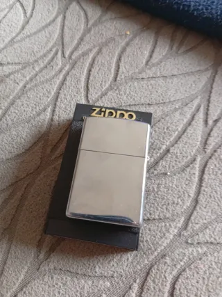 Zippo James Bond Dr. No Usado