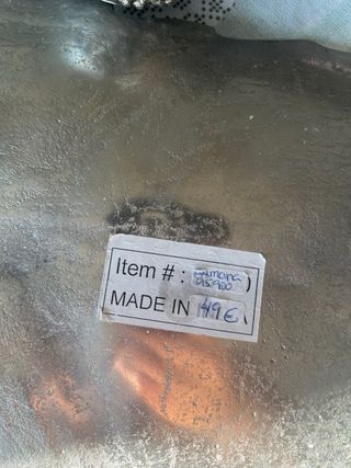 Figura Decorativa Hoja con Bola Metálica