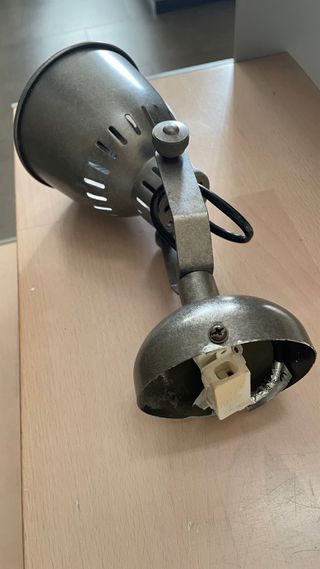 LAMPARA DE METAL ESTILO INDUSTRIAL