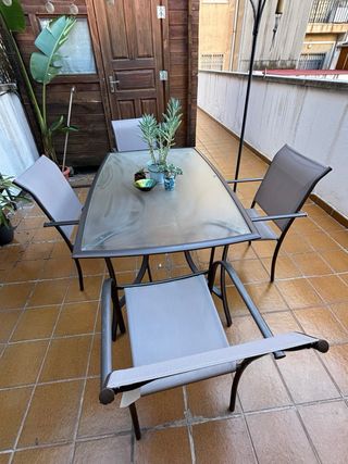Mesa comedor exterior 150x90 + 4 sillas