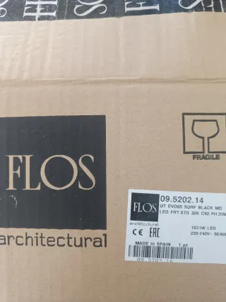 Nuovi faretti Flos in nero