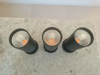 Nuovi faretti Flos in nero