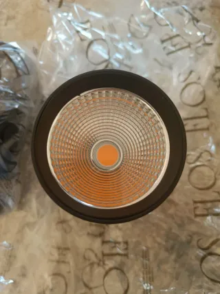 Nuovi faretti Flos in nero