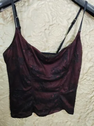 Sottogiacca pizzo nero e bordeaux