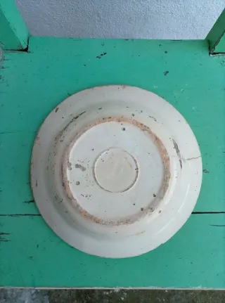 prato sopa antigo cerâmica bruta