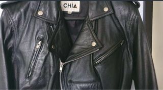 Cazadora de cuero CHIA negra