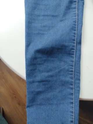 Jeans skinny blu. Eco-friendly.